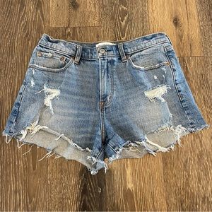 ABERCROMBIE & FITCH The Mom Short Mid Rise Curve Love Size 8